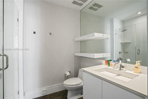 Condo in Sunny Isles Beach, Florida, 3 bedrooms № 2241402 - photo 20