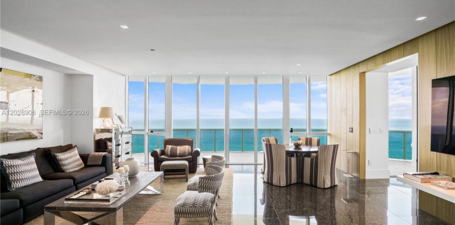 Condo in Sunny Isles Beach, Florida, 3 bedrooms № 2241402