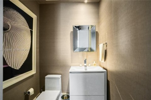 Condo in Sunny Isles Beach, Florida, 3 bedrooms № 2241402 - photo 21