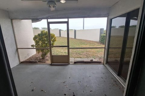 Casa en venta en Haines City, Florida, 2 dormitorios, 114.27 m2 № 1540538 - foto 5