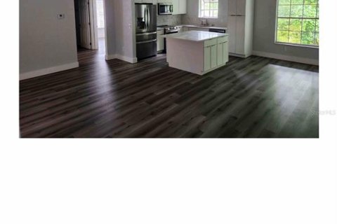 Casa en venta en Orlando, Florida, 4 dormitorios, 131.92 m2 № 2113457 - foto 3