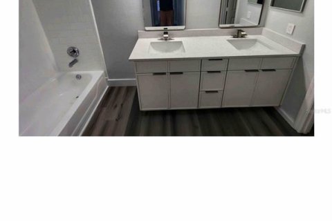 Casa en venta en Orlando, Florida, 4 dormitorios, 131.92 m2 № 2113457 - foto 10