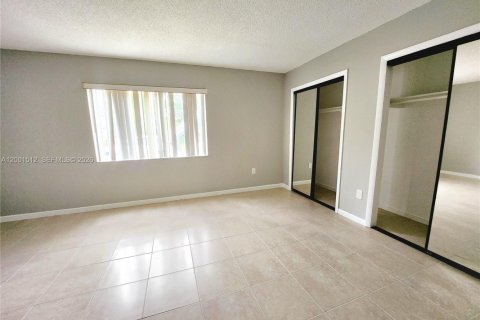 Appartement à louer à Fort Lauderdale, Floride: 2 chambres, 645.76 m2 № 2065796 - photo 10