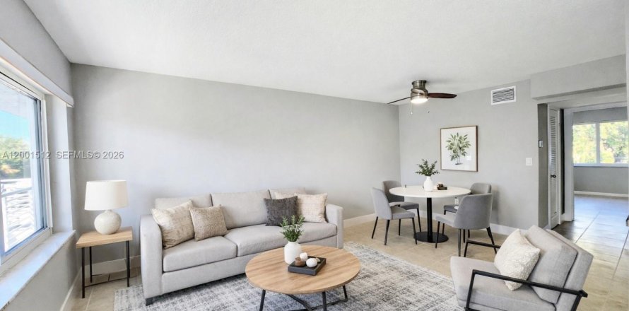 Appartement à Fort Lauderdale, Floride 2 chambres, 645.76 m2 № 2065796