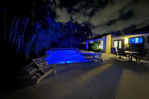 House in Boynton Beach, Florida 3 bedrooms, 153.47 sq.m. № 2248374 - photo 26