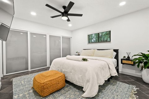 House in Boynton Beach, Florida 3 bedrooms, 153.47 sq.m. № 2248374 - photo 17