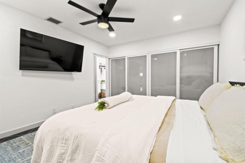 House in Boynton Beach, Florida 3 bedrooms, 153.47 sq.m. № 2248374 - photo 18