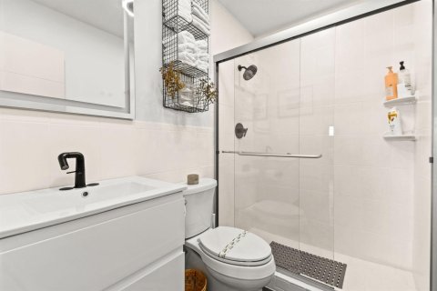House in Boynton Beach, Florida 3 bedrooms, 153.47 sq.m. № 2248374 - photo 23