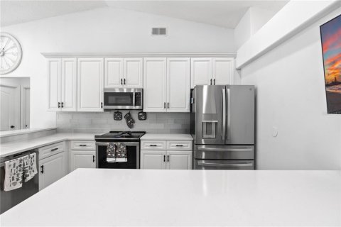 Casa en venta en Deltona, Florida, 4 dormitorios, 196.21 m2 № 1893802 - foto 20