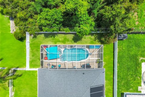 Casa en venta en Deltona, Florida, 4 dormitorios, 196.21 m2 № 1893802 - foto 29