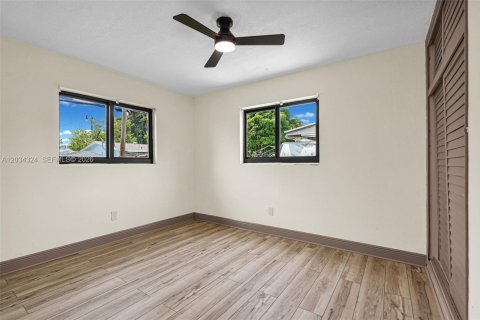Villa ou maison à vendre à Pompano Beach, Floride: 2 chambres, 115.85 m2 № 2270846 - photo 23