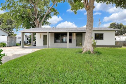 Villa ou maison à Pompano Beach, Floride 2 chambres, 115.85 m2 № 2270846