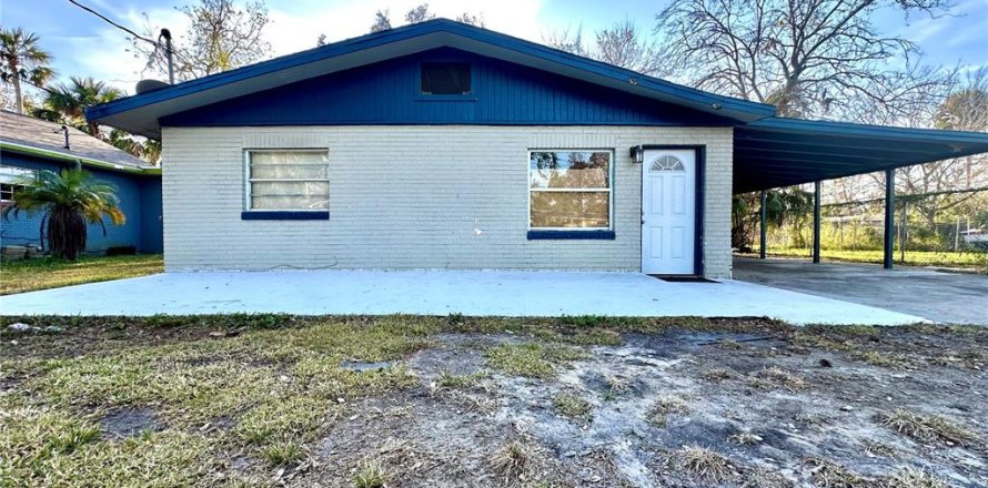 House in Daytona Beach, Florida 4 bedrooms, 191.38 sq.m. № 1879572