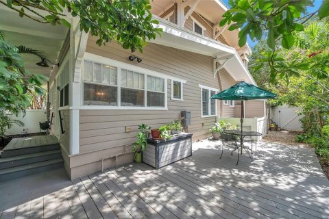 Casa en alquiler en Saint Petersburg, Florida, 3 dormitorios, 269.97 m2 № 1915384 - foto 28