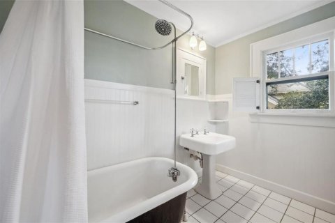 Casa en alquiler en Saint Petersburg, Florida, 3 dormitorios, 269.97 m2 № 1915384 - foto 26
