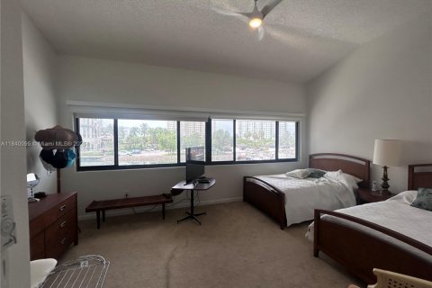 Copropriété à vendre à Sunny Isles Beach, Floride: 3 chambres, 210.42 m2 № 1828821 - photo 14