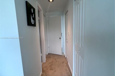 Copropriété à vendre à Sunny Isles Beach, Floride: 3 chambres, 210.42 m2 № 1828821 - photo 16