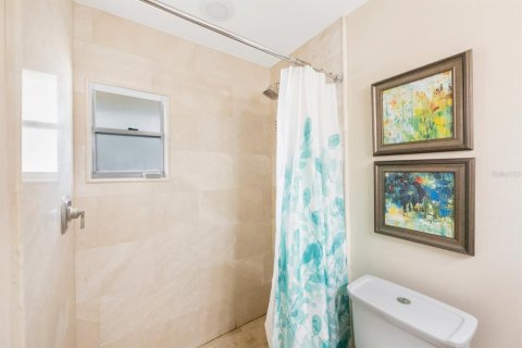 Купить кондоминиум в Сент-Питерсберг, Флорида 5 комнат, 93.83м2, № 1535292 - фото 19