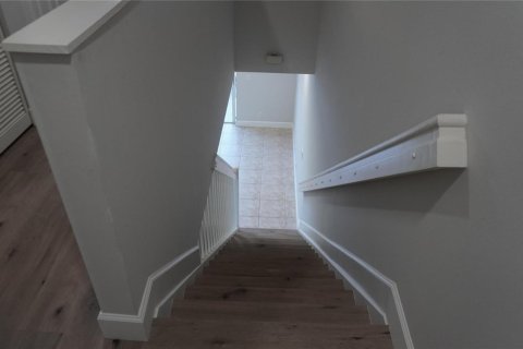 Снять в аренду таунхаус в Уэстон, Флорида 3 комнаты, 134.06м2, № 2249975 - фото 29
