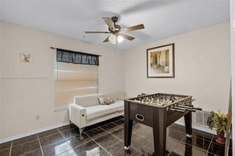 Купить виллу или дом в Орландо, Флорида 5 спален, 189.33м2, № 1935761 - фото 9