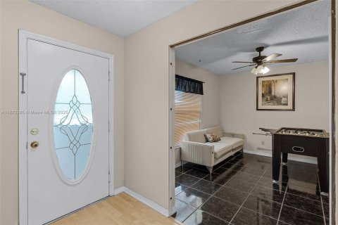 Купить виллу или дом в Орландо, Флорида 5 спален, 189.33м2, № 1935761 - фото 4