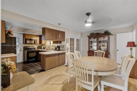 Купить виллу или дом в Орландо, Флорида 5 спален, 189.33м2, № 1935761 - фото 13