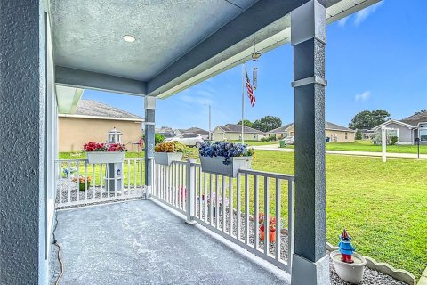 House in Winter Haven, Florida 4 bedrooms, 163.04 sq.m. № 1832778 - photo 4