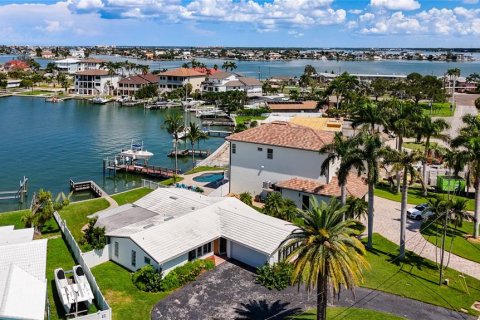 Villa ou maison à vendre à Treasure Island, Floride: 3 chambres, 147.34 m2 № 1898420 - photo 6