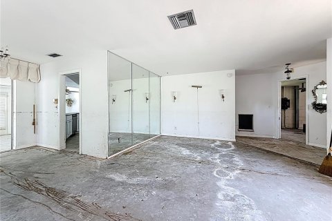Villa ou maison à vendre à Treasure Island, Floride: 3 chambres, 147.34 m2 № 1898420 - photo 13