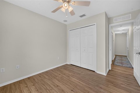 Touwnhouse à vendre à New Smyrna Beach, Floride: 3 chambres, 138.98 m2 № 2362307 - photo 18