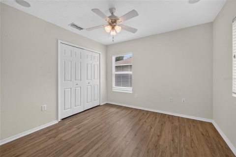 Touwnhouse à vendre à New Smyrna Beach, Floride: 3 chambres, 138.98 m2 № 2362307 - photo 19