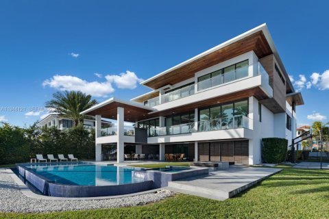 Купить виллу или дом в Корал-Гейблс, Флорида 7 спален, 650.97м2, № 2007136 - фото 9