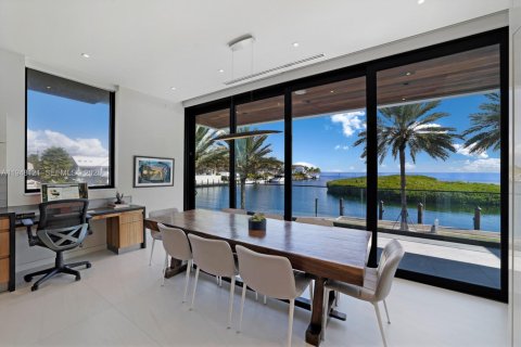 Купить виллу или дом в Корал-Гейблс, Флорида 7 спален, 650.97м2, № 2007136 - фото 15