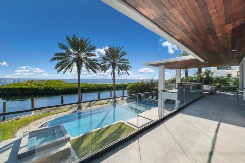 Купить виллу или дом в Корал-Гейблс, Флорида 7 спален, 650.97м2, № 2007136 - фото 5