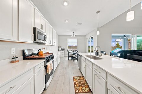 Villa ou maison à vendre à Punta Gorda, Floride: 6 chambres, 356.93 m2 № 2351927 - photo 15