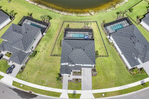 Villa ou maison à vendre à Punta Gorda, Floride: 6 chambres, 356.93 m2 № 2351927 - photo 2