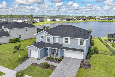 House in Punta Gorda, Florida 6 bedrooms, 356.93 sq.m. № 2351927