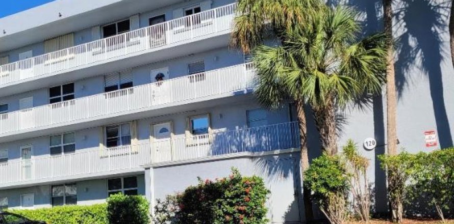 Condo in Oakland Park, Florida, 1 bedroom № 1186653
