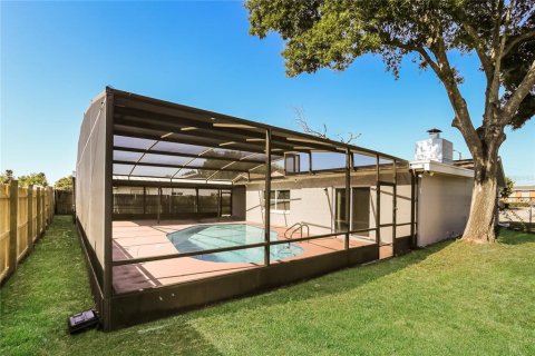 Villa ou maison à louer à Fern Park, Floride: 4 chambres, 189.43 m2 № 1873404 - photo 15