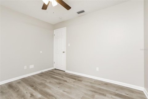 Villa ou maison à louer à Fern Park, Floride: 4 chambres, 189.43 m2 № 1873404 - photo 11