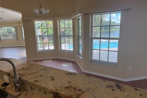 House in Punta Gorda, Florida 4 bedrooms, 237.74 sq.m. № 1908615 - photo 5