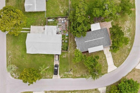 Casa en venta en New Port Richey, Florida, 2 dormitorios, 75.81 m2 № 1885680 - foto 15