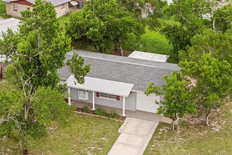 Casa en venta en New Port Richey, Florida, 2 dormitorios, 75.81 m2 № 1885680 - foto 29