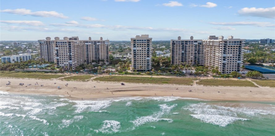 Condominio en Lauderdale-by-the-Sea, Florida, 2 dormitorios № 1097488