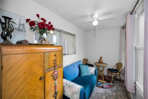 Villa ou maison à vendre à Palm Harbor, Floride: 1 chambre, 59.09 m2 № 2220815 - photo 29