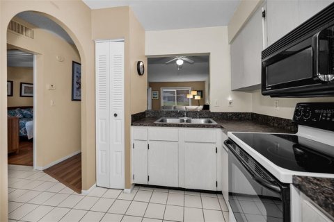 Villa ou maison à vendre à Palm Harbor, Floride: 1 chambre, 59.09 m2 № 2220815 - photo 21