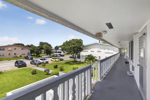 Купить кондоминиум в Уэст-Палм-Бич, Флорида 3 комнаты, 52.95м2, № 2087956 - фото 27