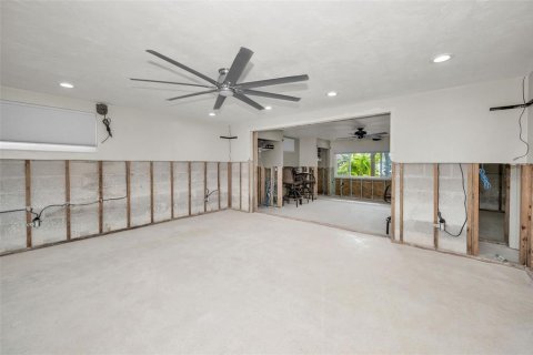 Casa en venta en New Port Richey, Florida, 2 dormitorios, 99.5 m2 № 1895044 - foto 17