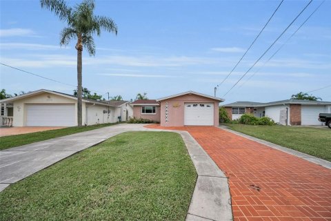 Casa en venta en New Port Richey, Florida, 2 dormitorios, 99.5 m2 № 1895044 - foto 5
