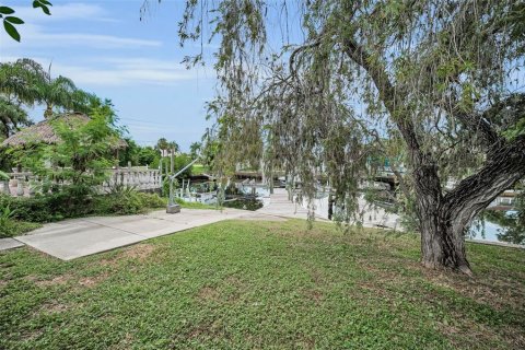 Casa en venta en New Port Richey, Florida, 2 dormitorios, 99.5 m2 № 1895044 - foto 29